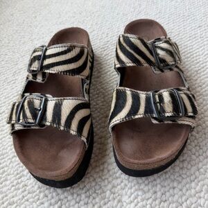 Women’s Bosabo Lily Sandals in Zebra Print.